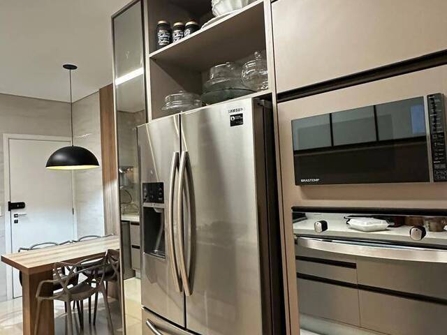 Apartamento para Venda em Cuiabá - 2