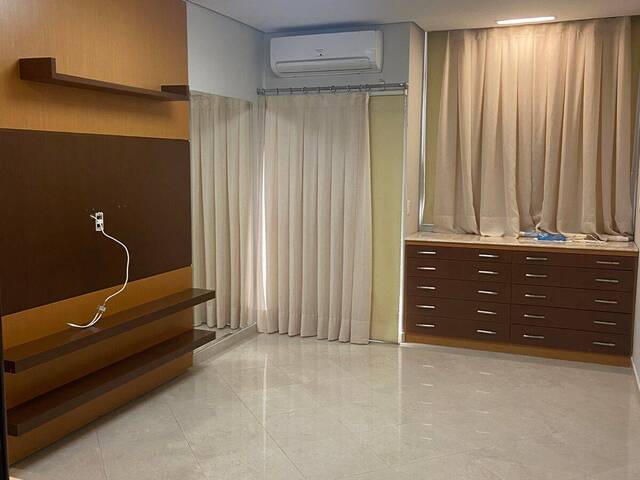 Apartamento para Venda em Cuiabá - 2