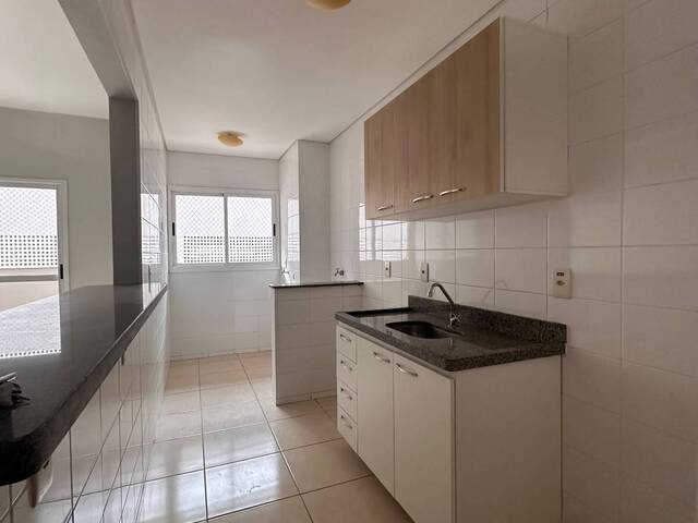 Apartamento para Locação em Cuiabá - 2